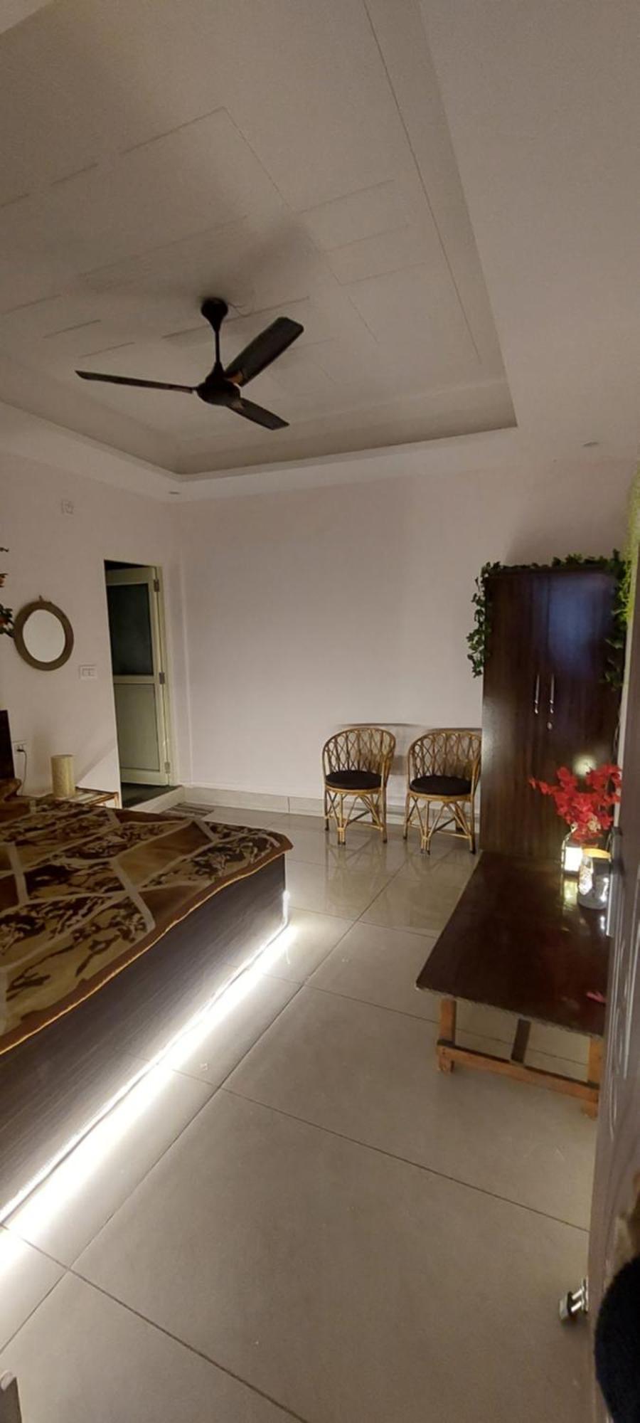 Samani Homestay Rishikesh Bagian luar foto
